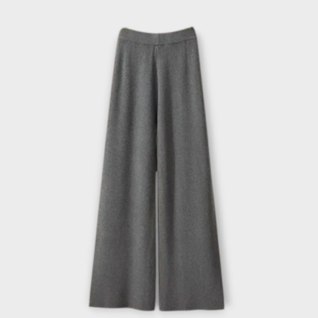 Sandra - Conjunto Acogedor de Tres Piezas