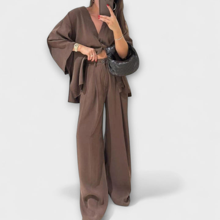 Jacqueline - Dúo de Top Casual de Cuello en V y Pantalones